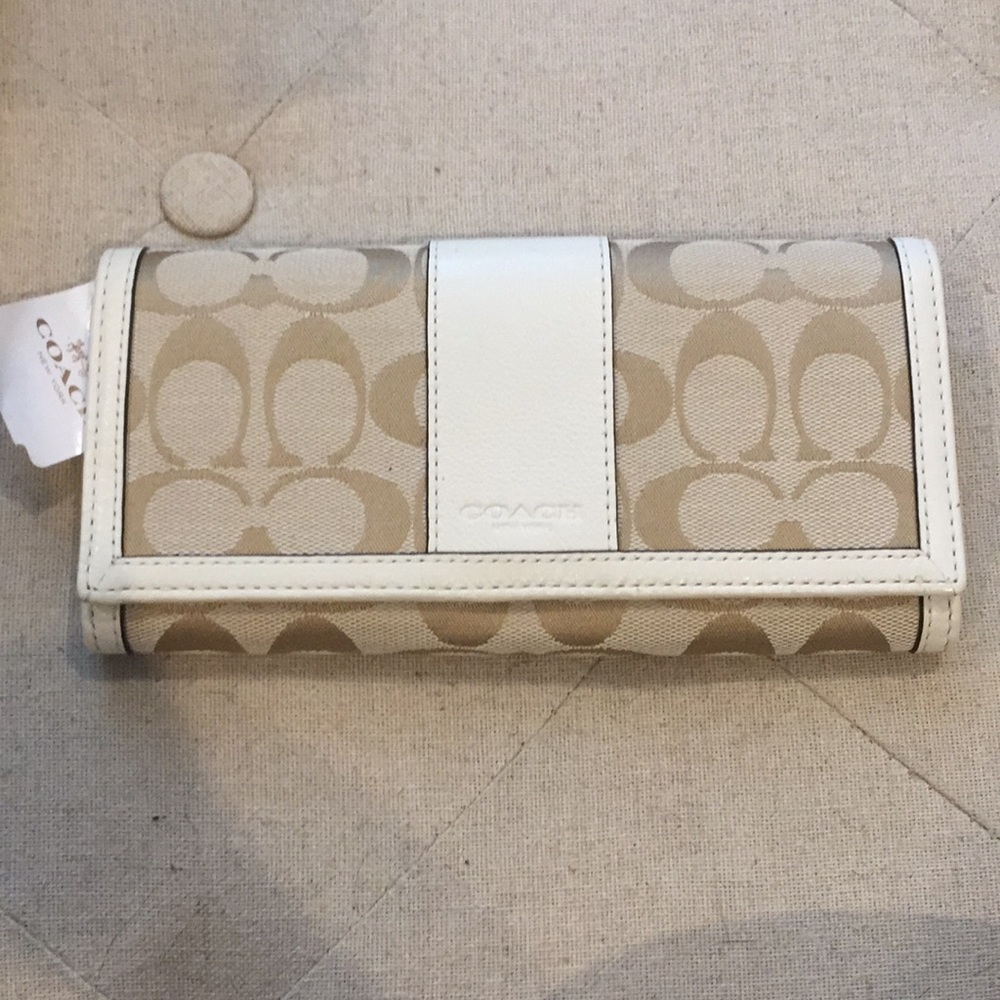 Coach wallet